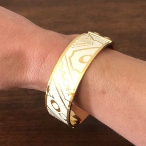 Coach Vintage Logo Bracelet - Picture 7 of 8